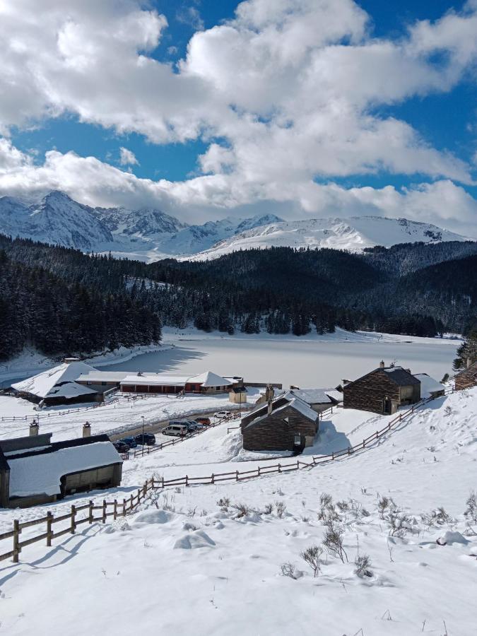 Gite Cosy Lac De Payolle Campan Bagian luar foto